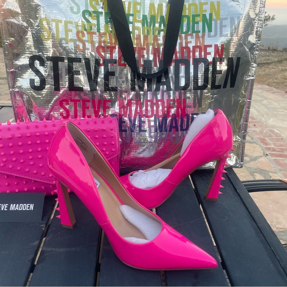 Steve Madden Studded Hot Pink Patent Heels & Clutch